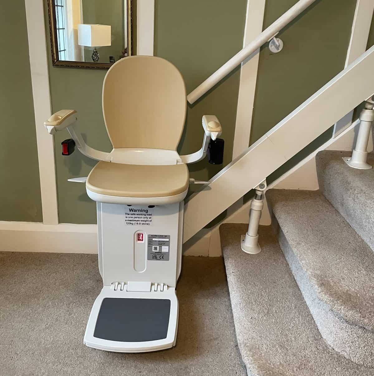 Acorn T565 Curved stairlift