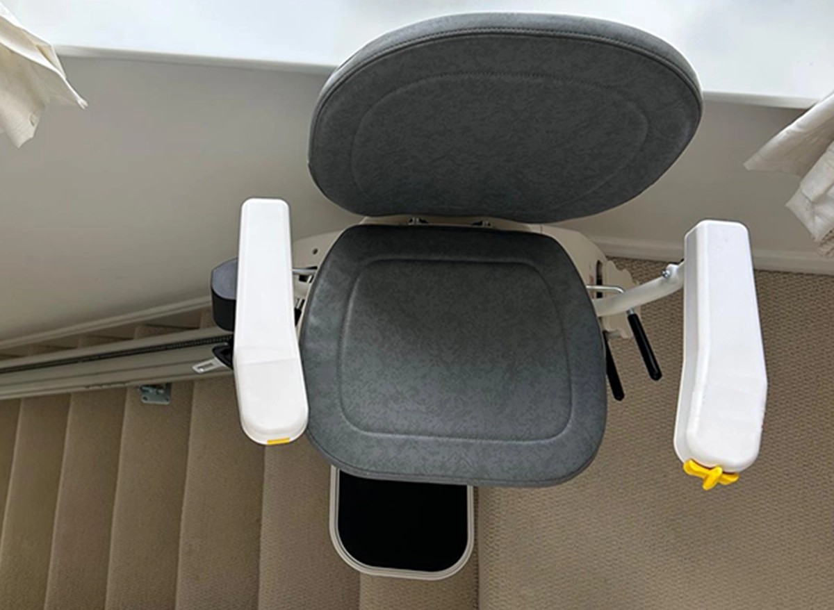 Minimum Staircase Width