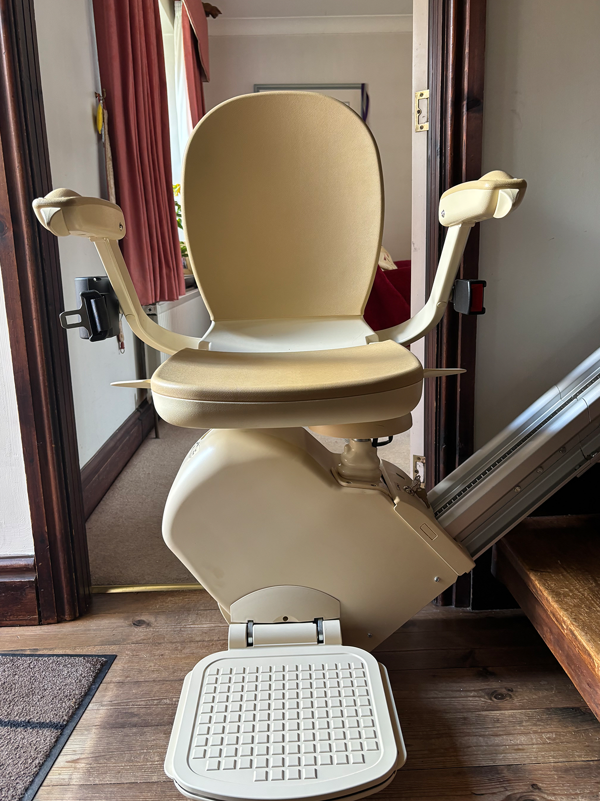 acorn-brooks-chairlift Acorn Brooks Stair Lift